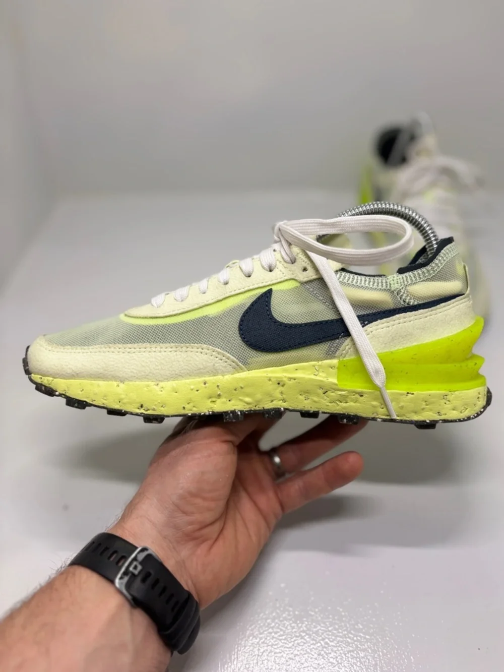 Nike Waffle One Volt Green Mesh Suede Sneakers Men’s 6.5 Trail Style Running S